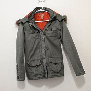 gadzooks military style, hooded y2k jacket size medium.